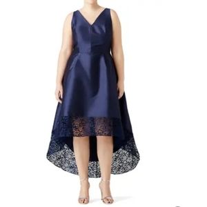 Monique Lhuillier Navy Spiderweb High-Low Lace Trim Gown Womens 22 EUC